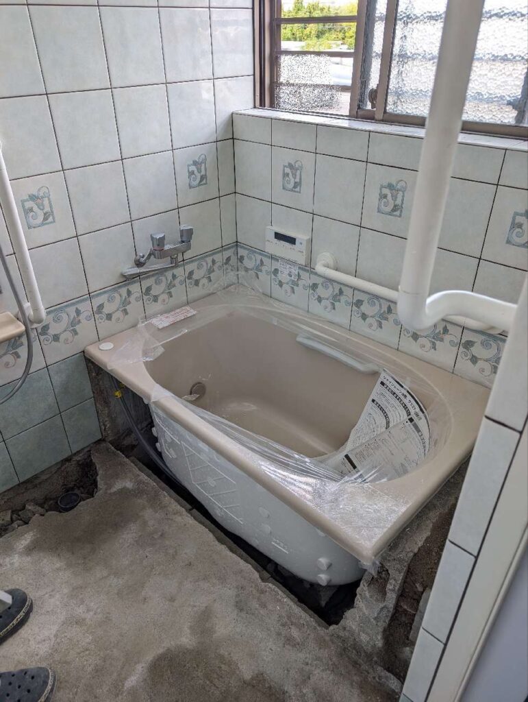 冷えを抑えたやさしい浴室・脱衣場へ|豊田市