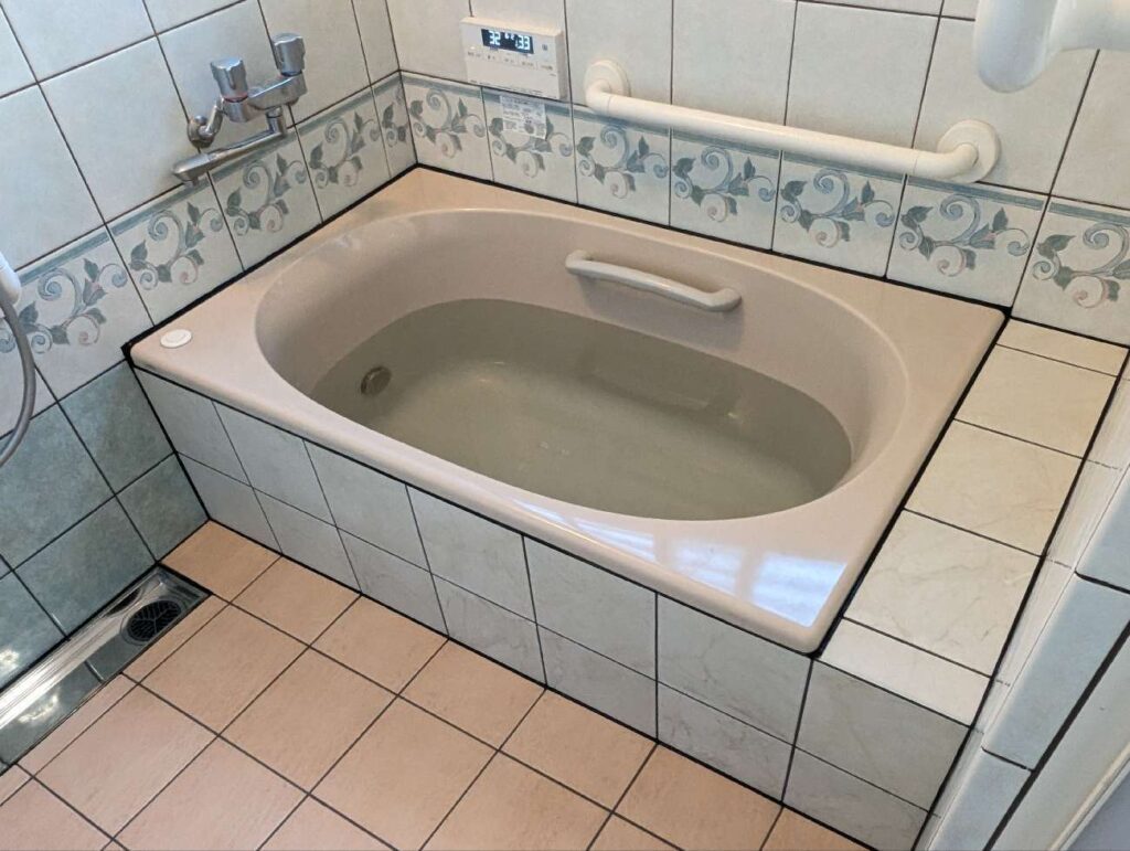 冷えを抑えたやさしい浴室・脱衣場へ|豊田市