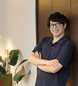 長瀬 智弥